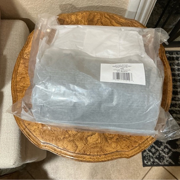 MARC JACOBS Barrel Bag - Picture 8 of 10